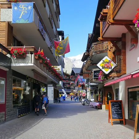 Mier Gfallt's By Interhome Saas Fee